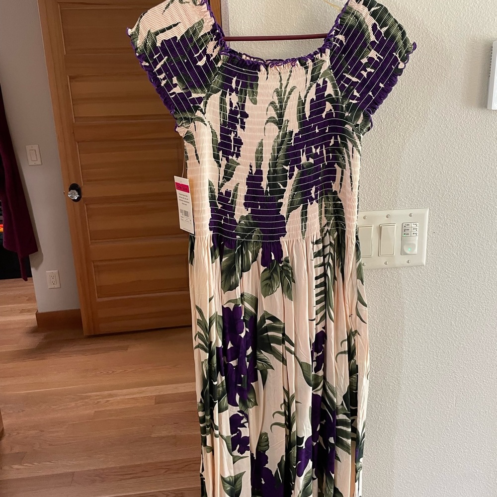 Women’s dress, one size fits all.